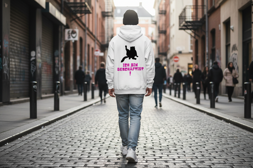 Unisex Oversize Hoodie Bin beschäftigt